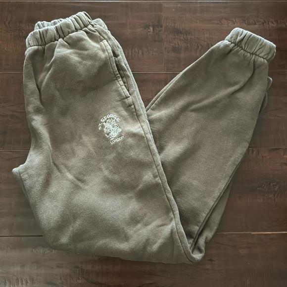 Brandy Melville Rosa Sweatpants Brown St. George London, EUC! - Picture 1 of 7